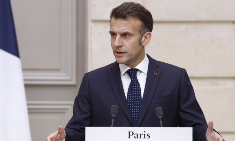 Макрон: Иран да гарантира корабоплаването през Ормузкия проток